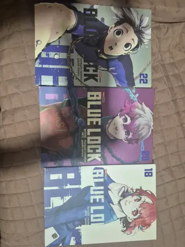 Mangá Blue Lock vol 18, 20 e 22