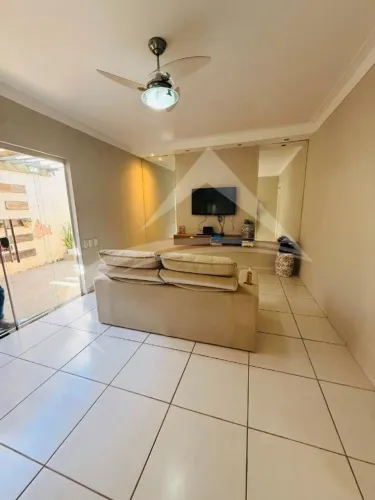 Casa à venda no bairro Casa Nova em Araçatuba/SP