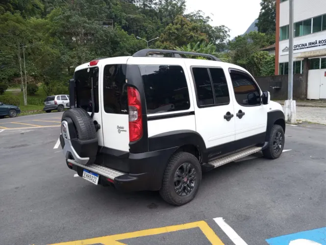 Fiat Doblo Adv/adv Tryon/locker 1.8 Flex 2012