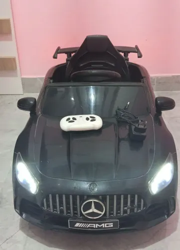 Carrinho Elétrico Infantil Mercedes AMG 12V Controle Remoto