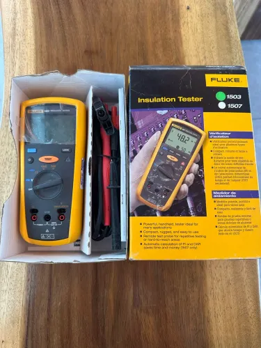 Megôhmetro - Fluke 1503