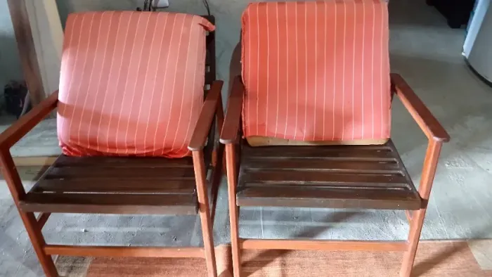 Vendo conjunto de cadeiras