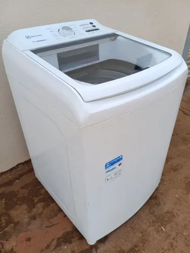 Máquina 17kg semi nova pego a sua com defeito como parte do pagamento com garantia