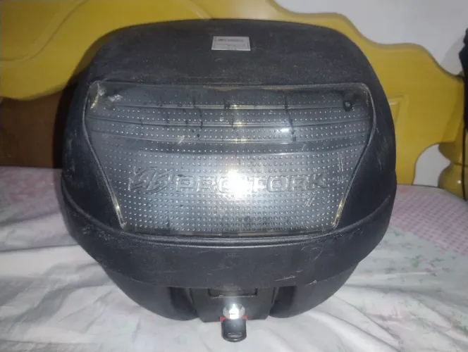 Baú para moto Protork 28 litros + churrasqueira