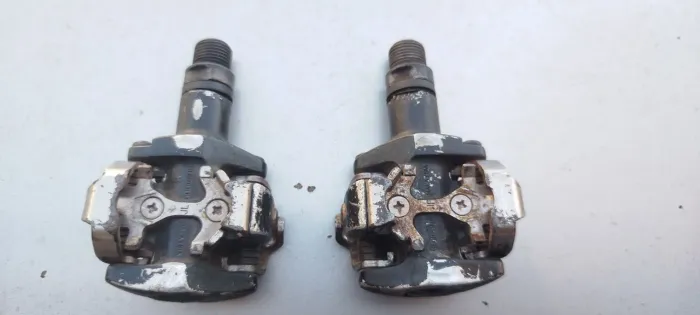 Pedal marca Shimano