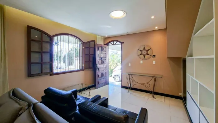 Casa à venda, 4 quartos, 1 suíte, 4 vagas, Santa Mônica - Belo Horizonte/MG