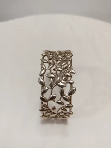 Bracelete Olive leaf de Paloma Picasso em prata da Tiffany e Co.