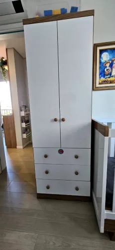 Roupeiro infantil
