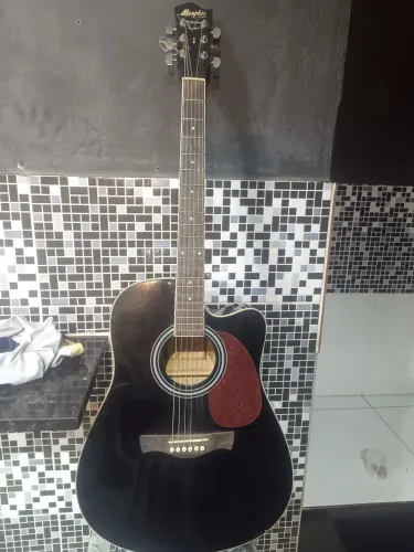 Violão elétrico Memphis tagima com capa e suporte
