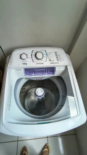Lavadora Electrolux LAC12 12 kg - Bom estado, sem avarias