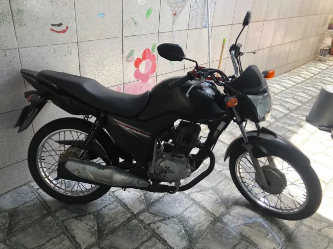 Vendo ou troco CG Fan 125I 2017