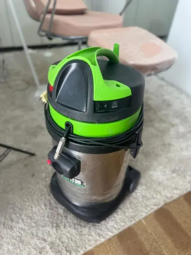 Extratora