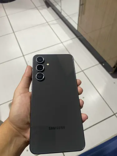 S24 FE NOVO POUCO USADO