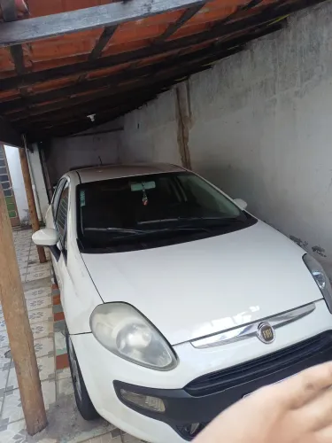 Fiat Punto Attractive Italia 1.4 F.flex 8V 5P 2013