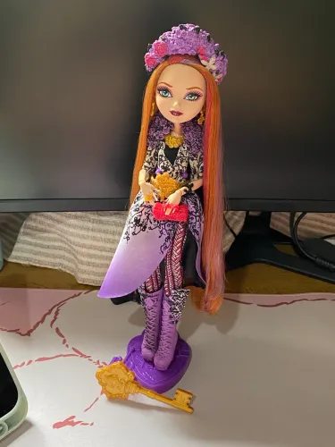 Holly OHair Spring Unsprung Ever After High