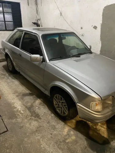 Ford Escort XR3 1.8 / 1.6 Beneton/form./laser 1990
