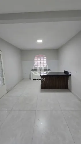Locação - Casa com 02 Quartos no Setor Jardim Presidente - Goiânia-Go