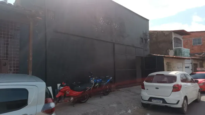 Alugo galpão 400 metros quadrado av. Principal parque timbia
