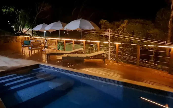Casa para venda com 650 metros quadrados com 6 quartos