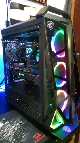 Computador Desktop Gamer - RTX 2070 AORUS OC | 32GB RAM | i5-9600K | Z390 | RGB