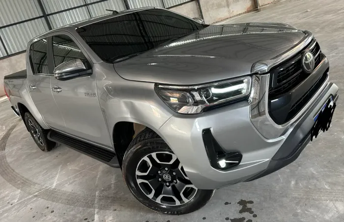 Toyota Hilux CD SRX 4X4 2.8 TDI 16V Diesel Aut. 2021