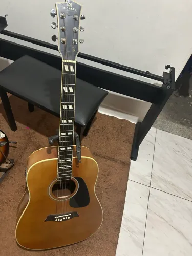 Violão da Michael