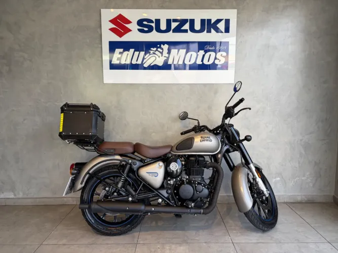 Royal Enfield Classic 350 Dark