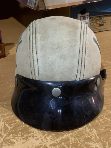 Capacete retrô