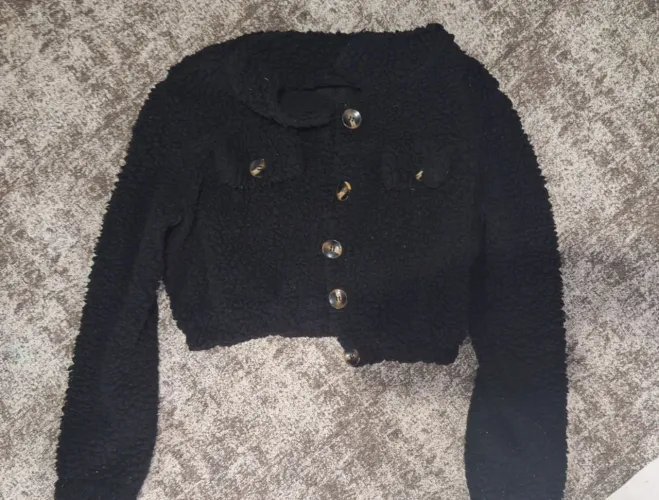 Casaco Feminino Cropped Preto Peluciado - Tamanho Único