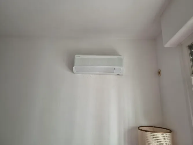 Ar-condicionado Samsung WindFree Connect 12.000 BTUs Inverter - Frio - 220V