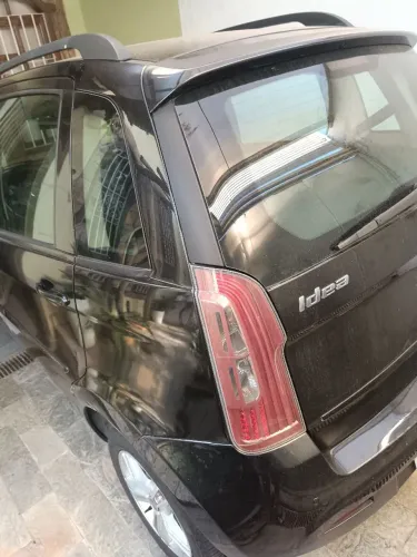 Fiat Idea Attractive 1.4 Fire Flex 8V 5P 2011
