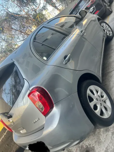 Nissan March SV 1.6 16V Flex Fuel 2015