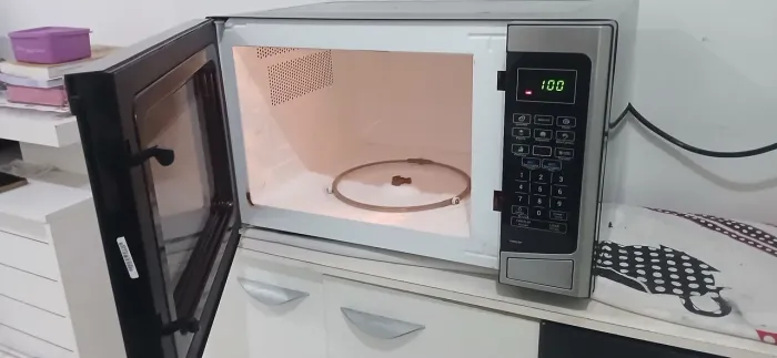 Micro-ondas Philco 32 litros