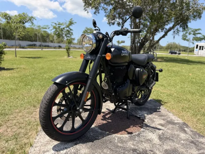 Royal enfield Classic dark 350cc abs 2025