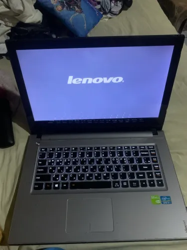 Notebook Core i7 2ºGe Placa de vídeo dedicada de 2GB Tela Touchscreen