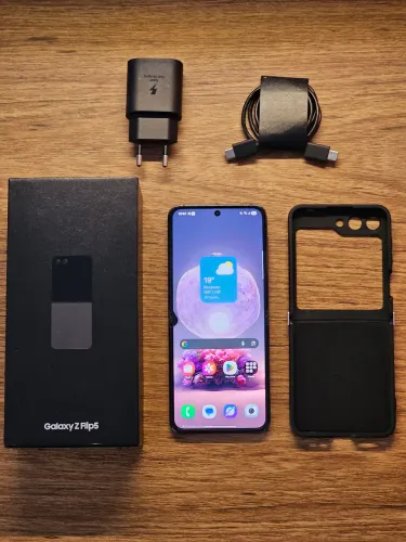 Samsung Z Flip 5