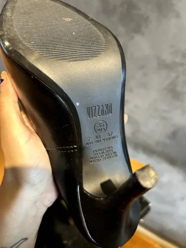 Scarpin vizzano preto 36