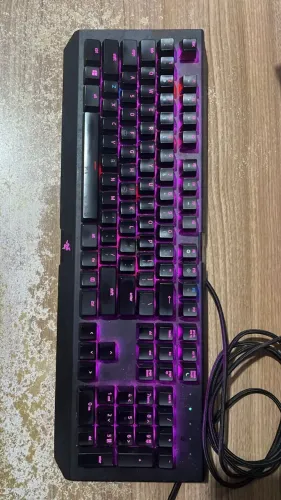 Teclado Blackwidow X Chroma Razer