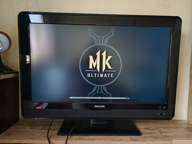 TV, 32"