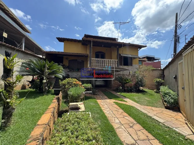 Casa 3 quartos, sendo 1 suíte no bairro Marechal Rondon, Igarapé/Mg