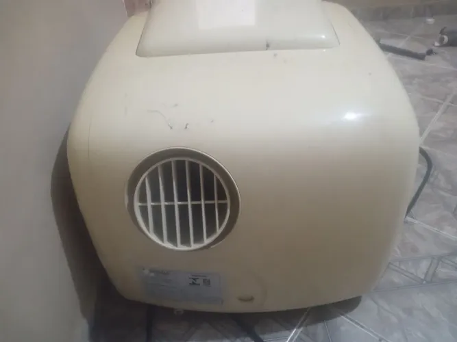 Vendo ar portátil c defeito de 14 mil BTUs 