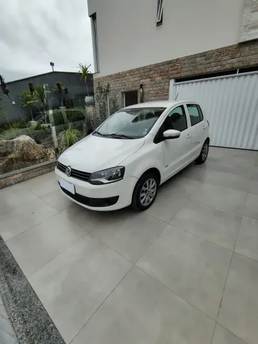 Volkswagen Fox 1.0 MI Total Flex 8V 5P 2012