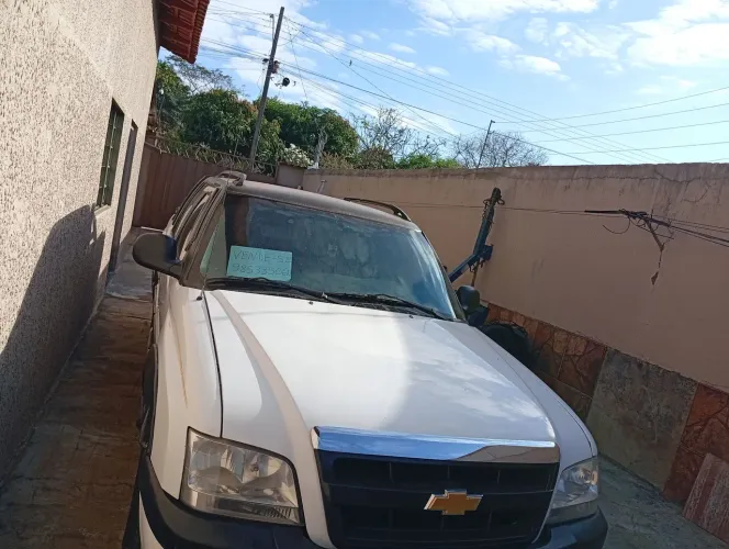 Chevrolet S10 Pick-up STD 2.8 4X4 CD TB Int.dies. 2001