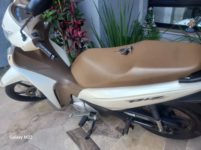 Moto bizz 125 ano 2018 ,  11mil km