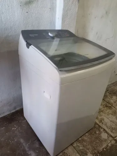 Máquina de lavar roupa 12kg