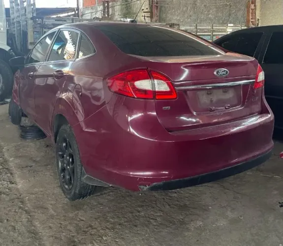 sucata peça ford New Fiesta 2012