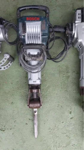 Martelo Demolidor Bosch - Potente e Eficaz 150 a diária 