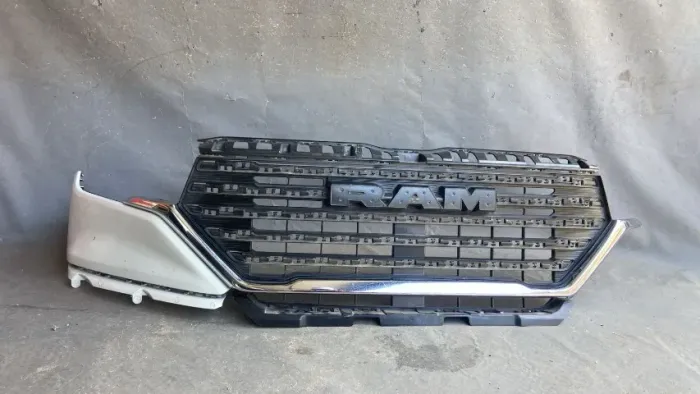 Grade Frontal Dodge Ran Rampage 2024 C/detalhe 