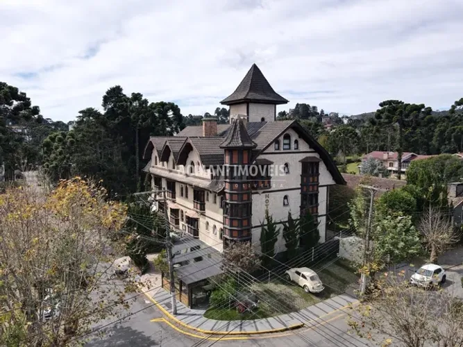 Belíssimo Hotel com 24 Suítes para Venda na Região de Capivari - Campos do Jordão/SP