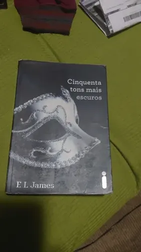Cinquenta tons mais escuro